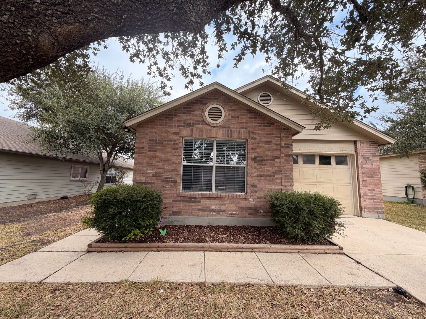 Cibolo House: 112 Brahma Way