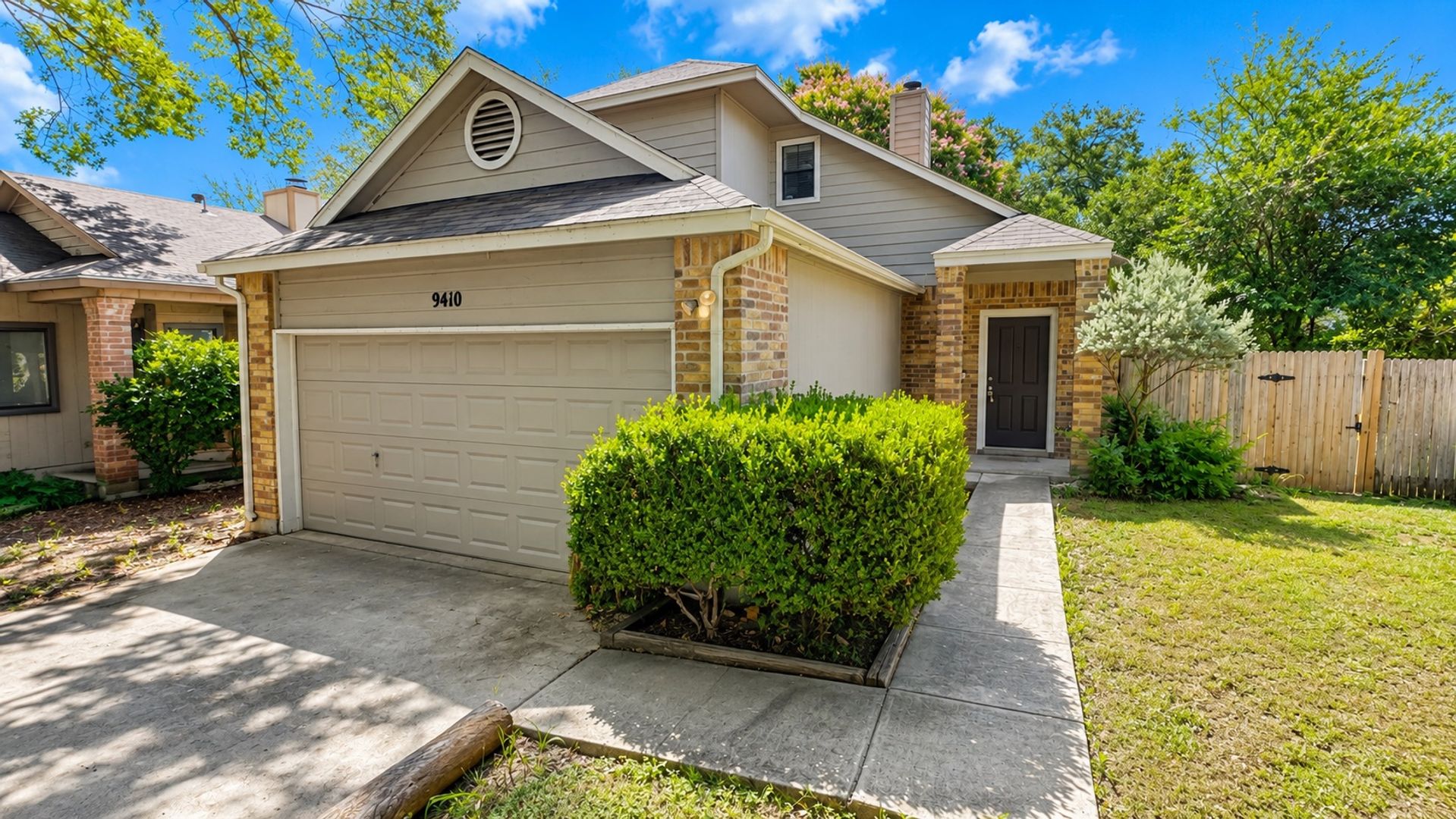 San Antonio House: 9410 Bouleau