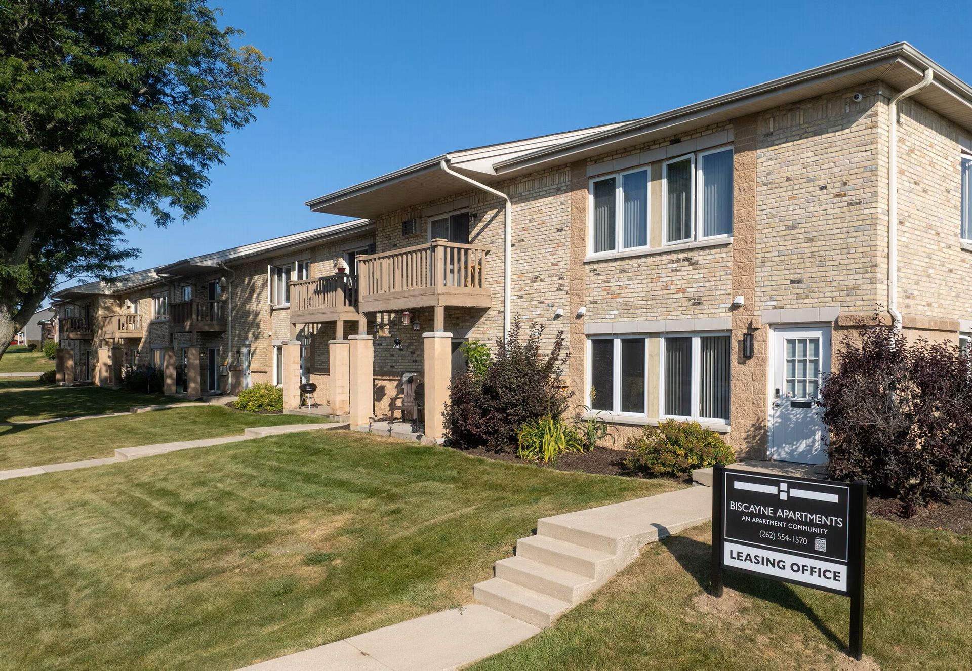 Racine Apartment: 5110 Biscayne Ave