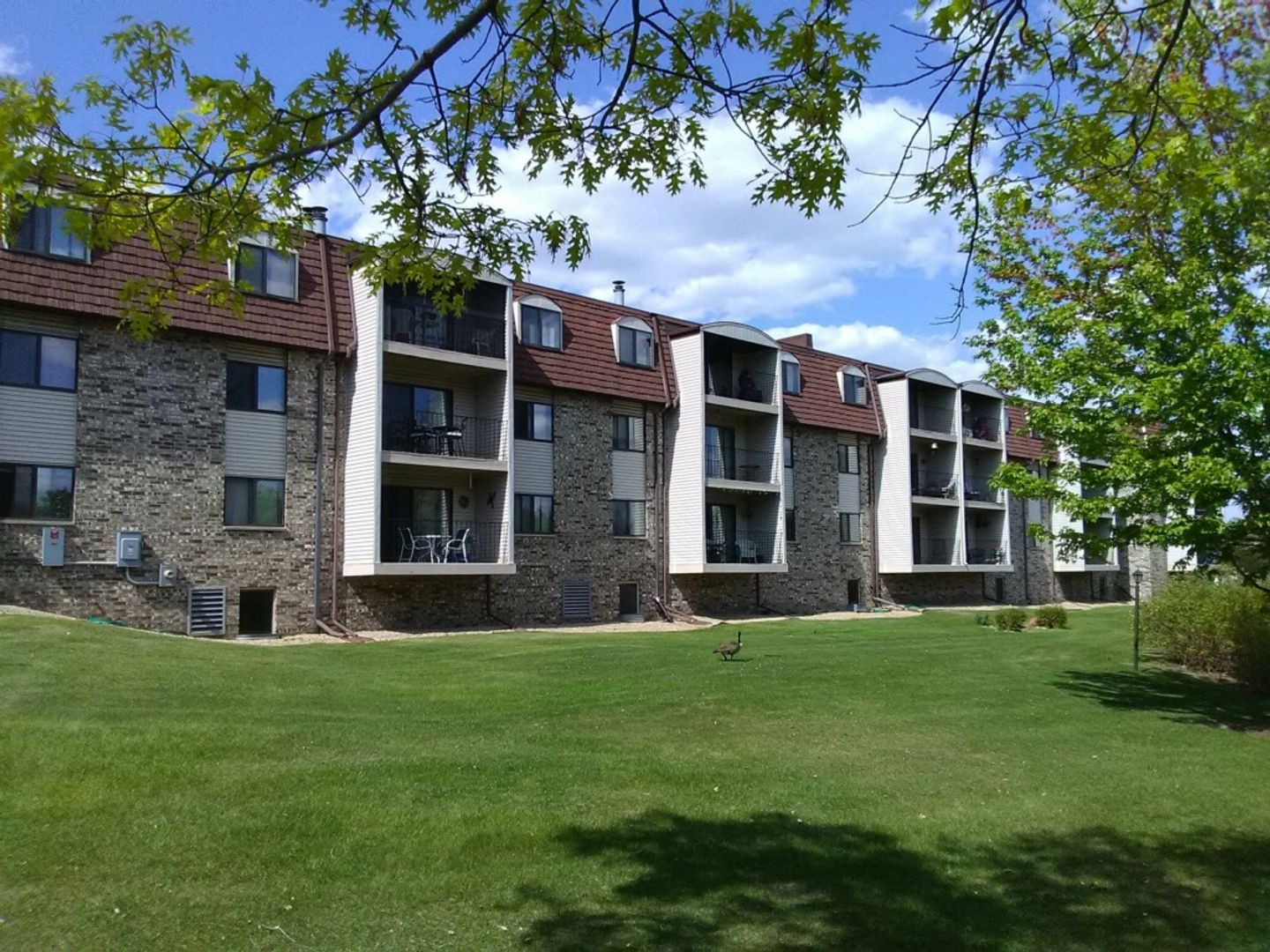 Bloomington Apartment: 4575 W 80th Street Cir