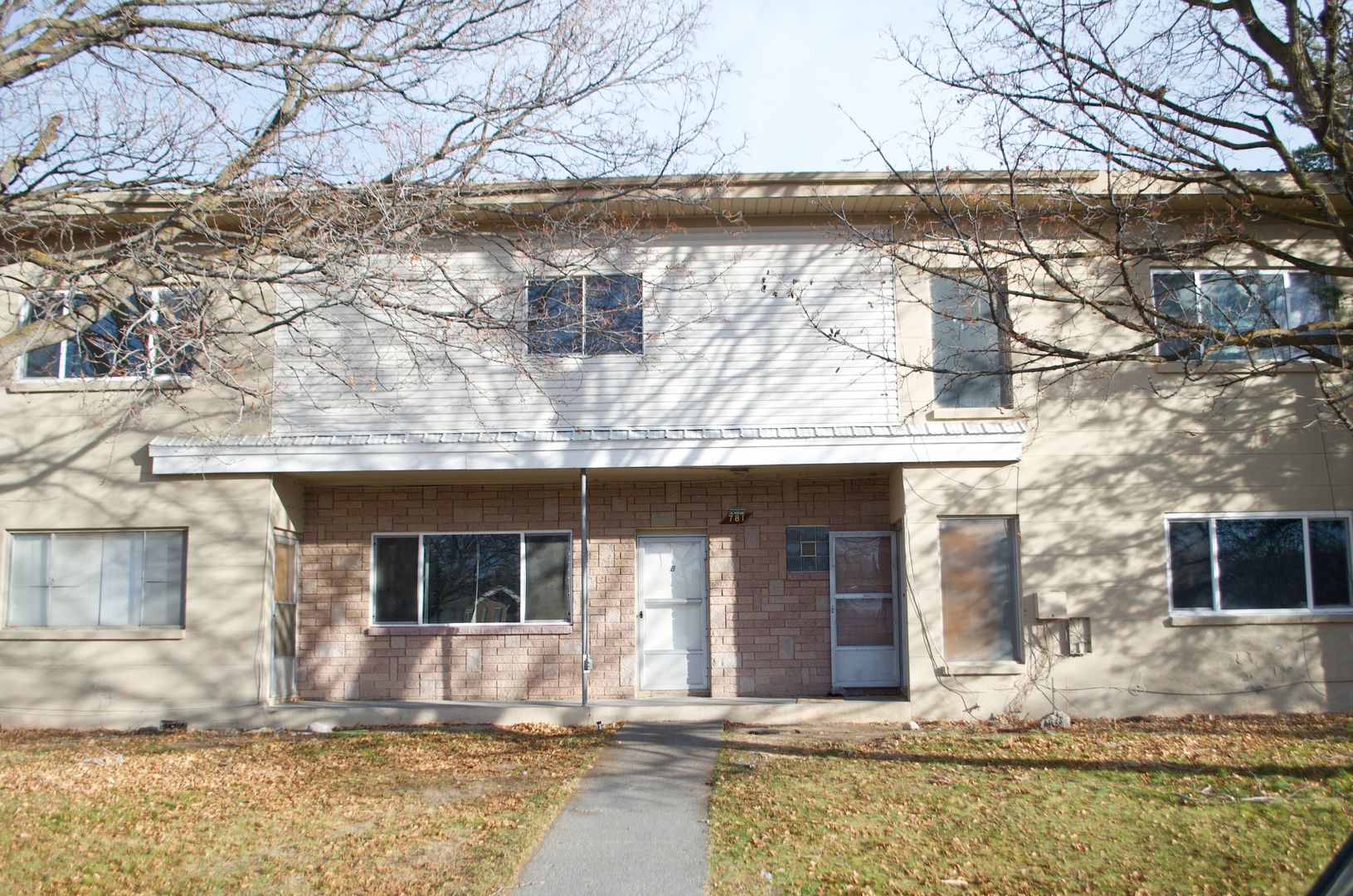 Idaho Falls Apartment: 1385 Benton