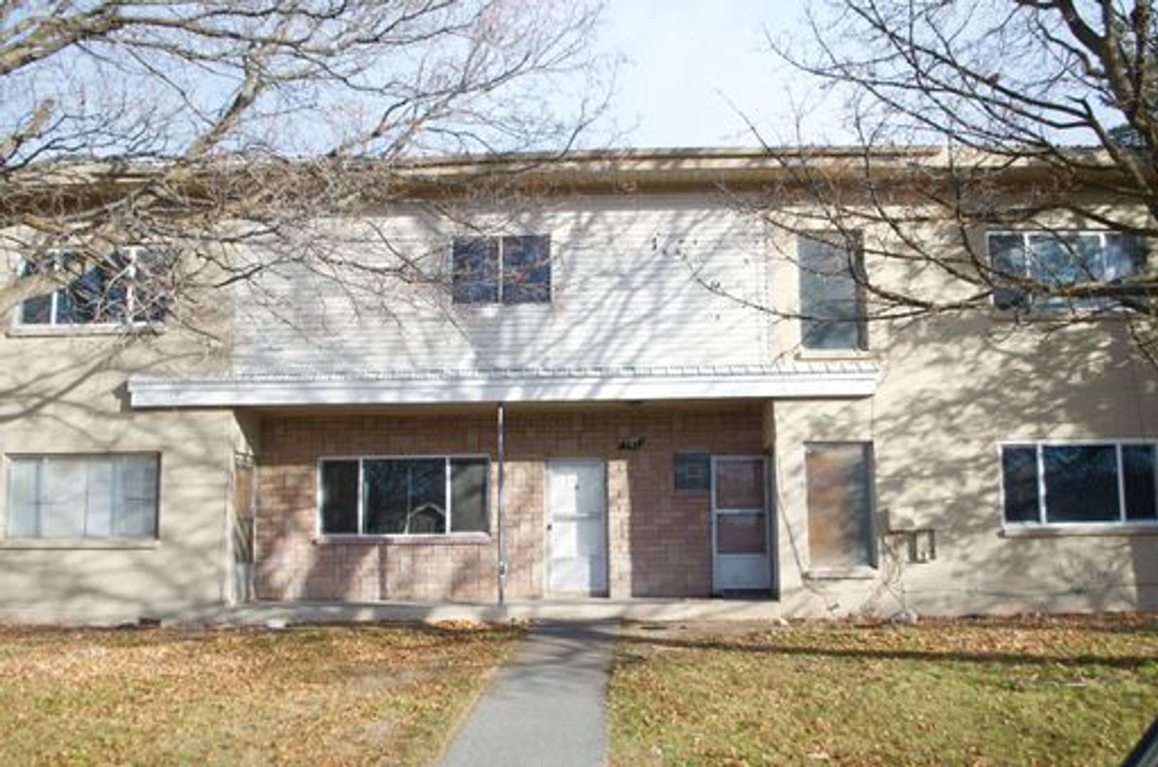 Idaho Falls Apartment: 1385 Benton