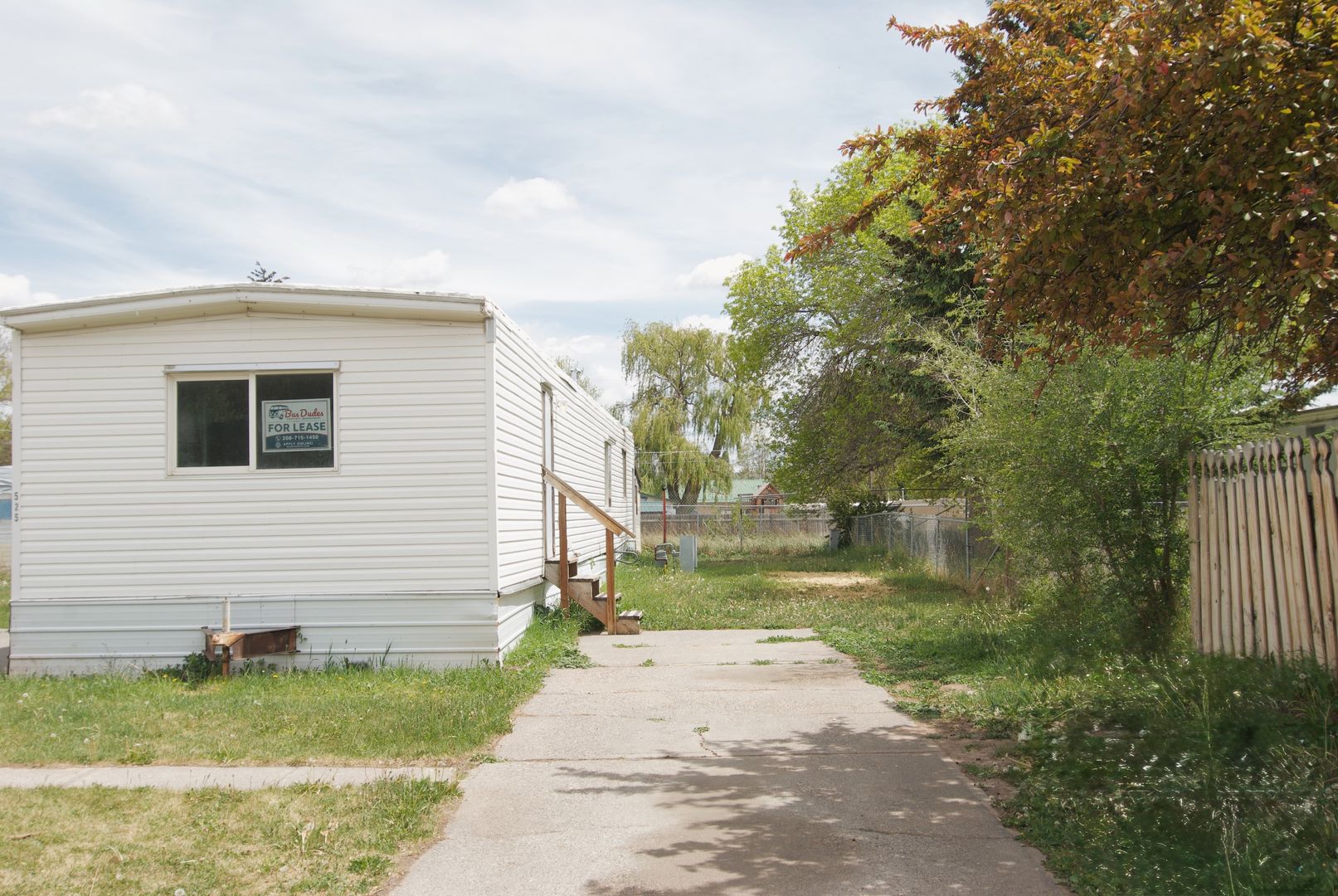 Idaho Falls House: 525 N Eden Dr