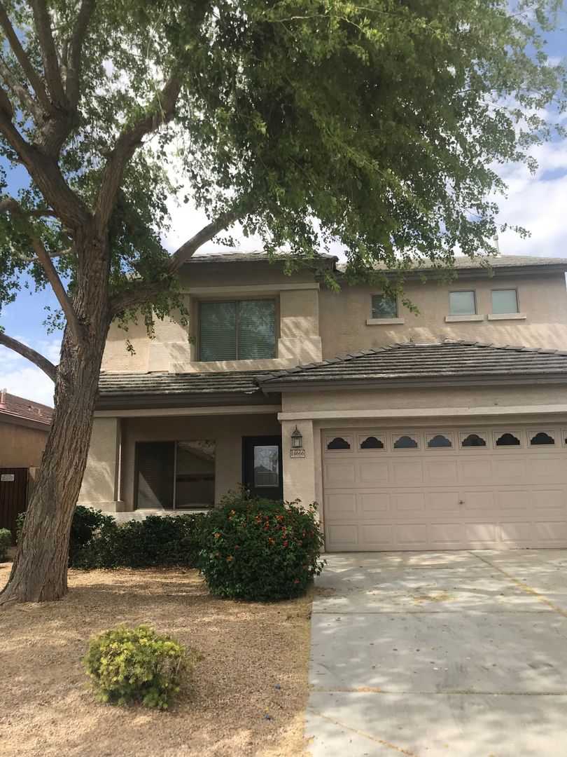 Surprise House: 14666 W. Mauna Loa Lane