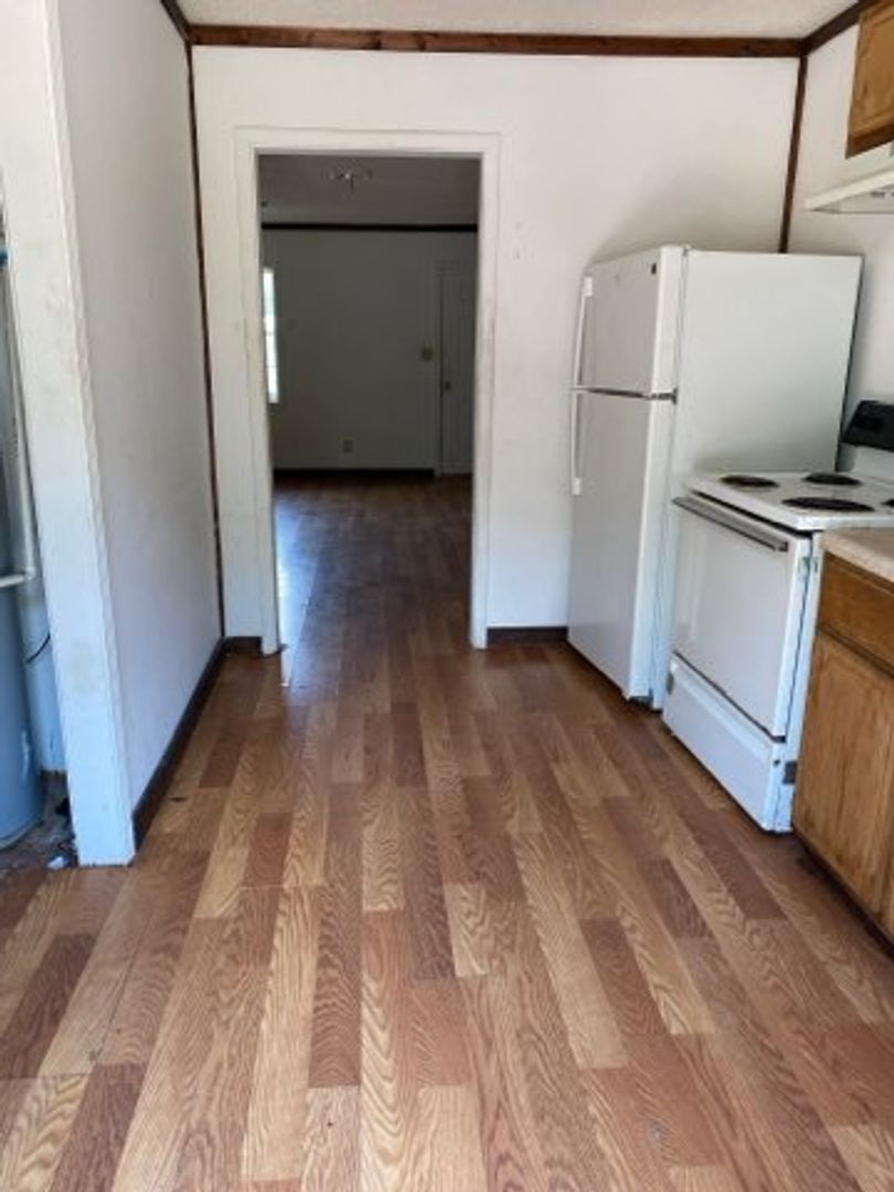 Verona Apartment: 101 Woods Ave