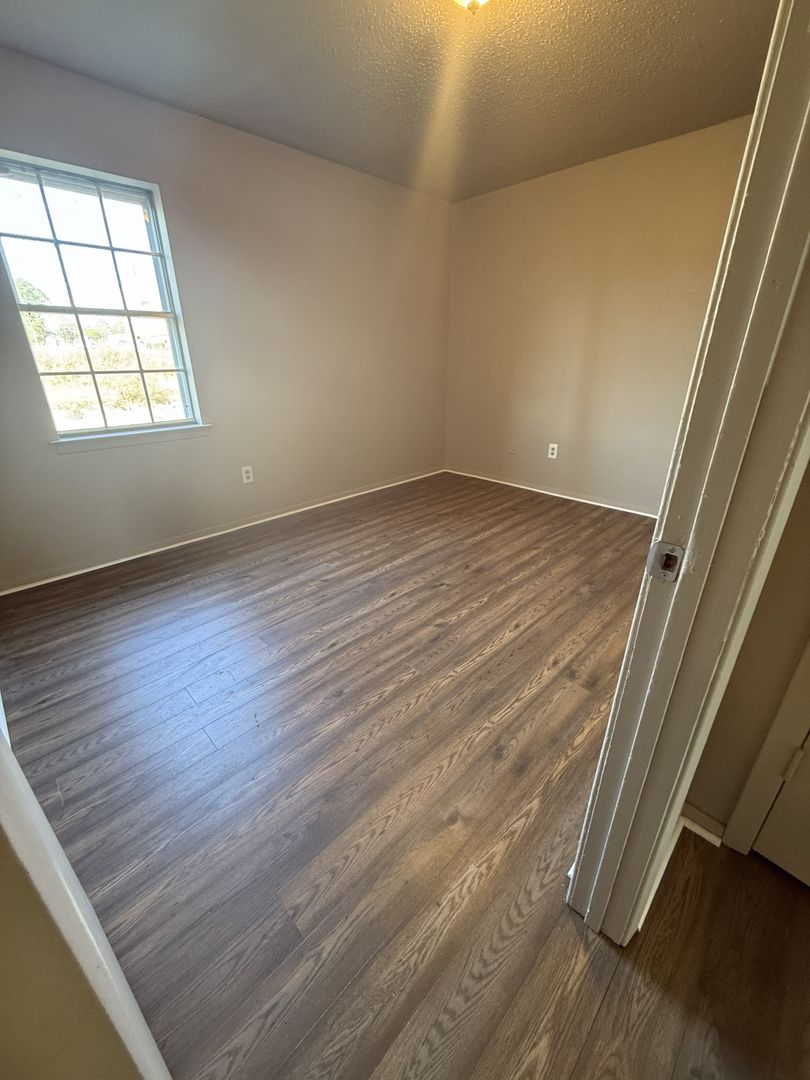 Tupelo Apartment: 508 Lumpkin Ave unit 02-11