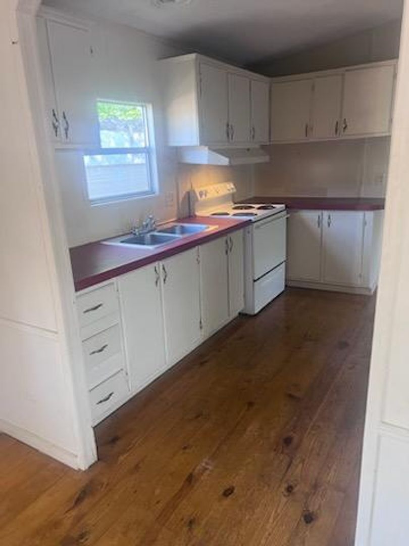 Nettleton Apartment: Alisha Circle