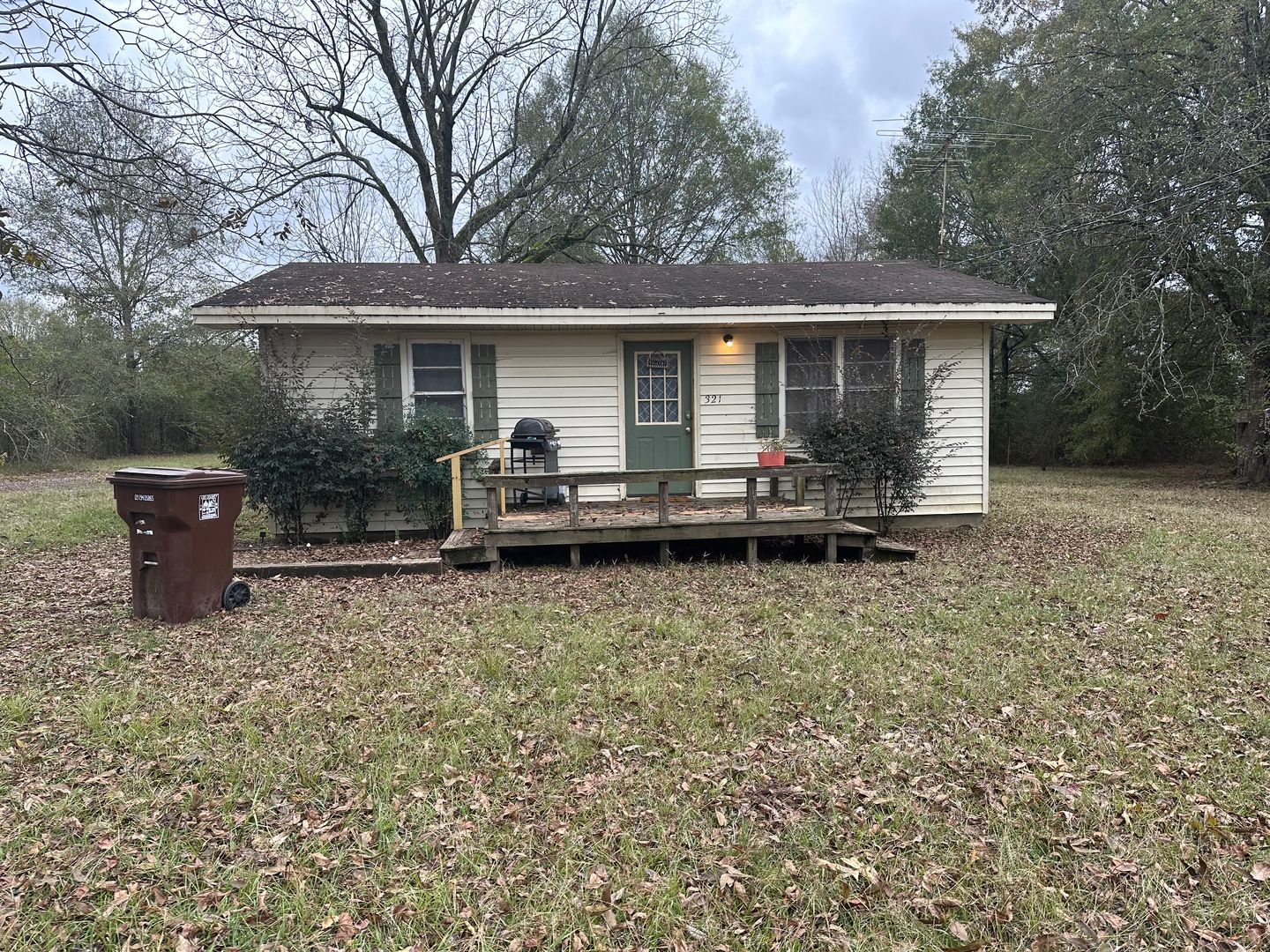 Baldwyn House: 321 CR 2890 - Pratts House