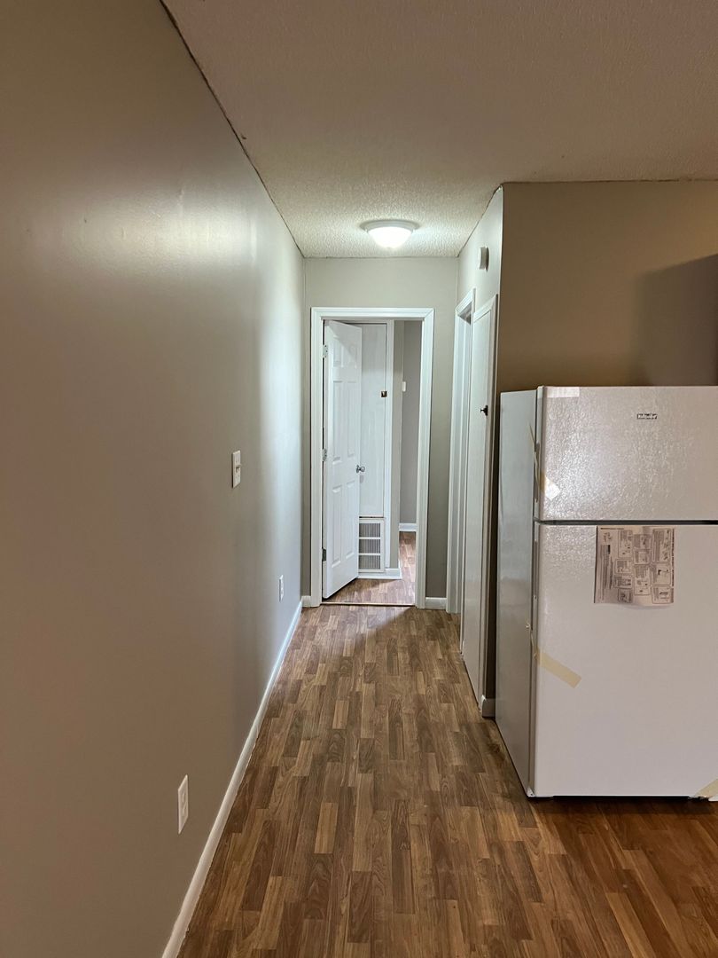 Verona Apartment: 101 Woods Ave