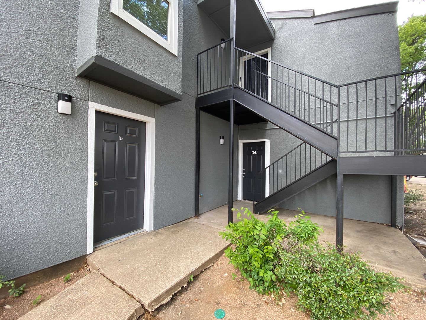 Dallas House: 9696 Walnut St Apt 603