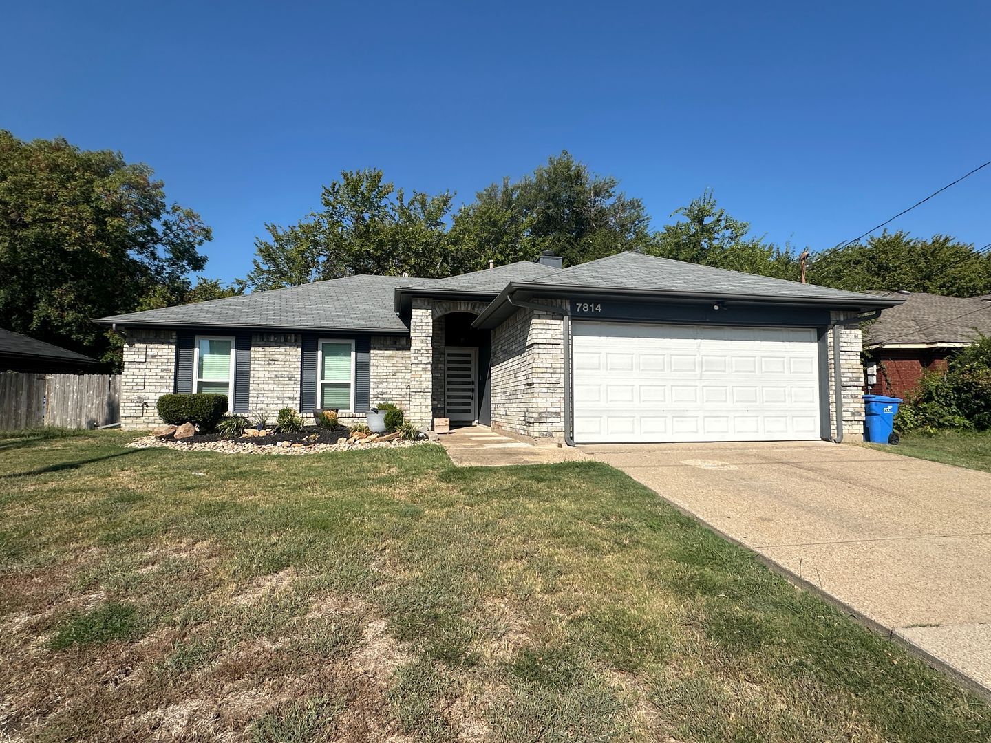 Rowlett House: 7814 Bob White Drive
