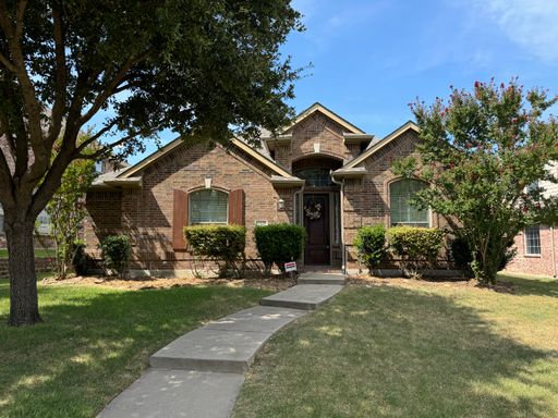 Spacious home for rent in Hunters Creek! – photo 1