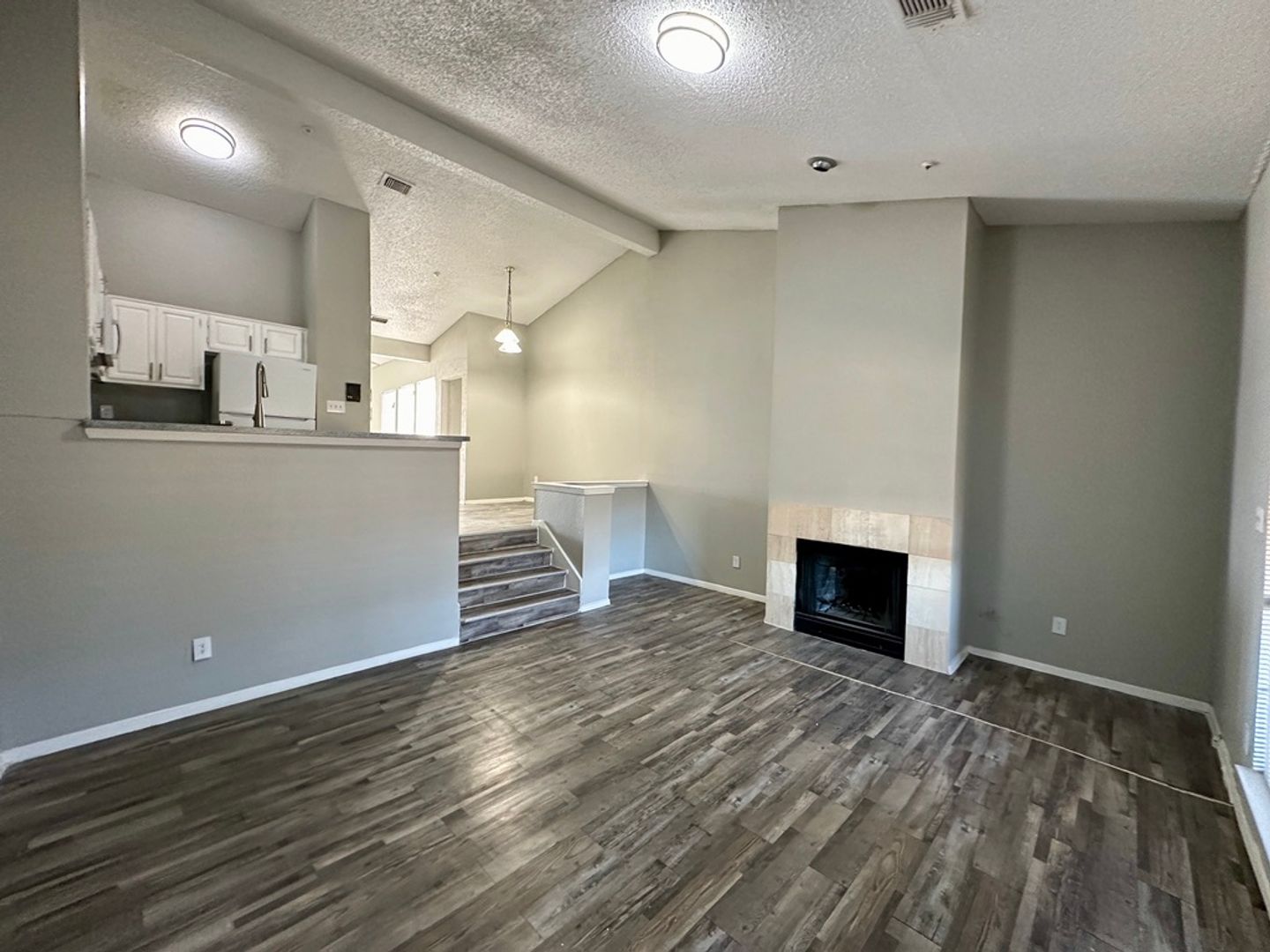 Dallas Apartment: 9823 Summerwood Cir