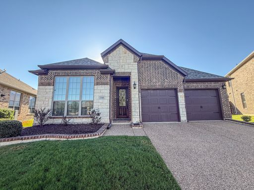 Luxury Home Ready for Remt! – photo 1