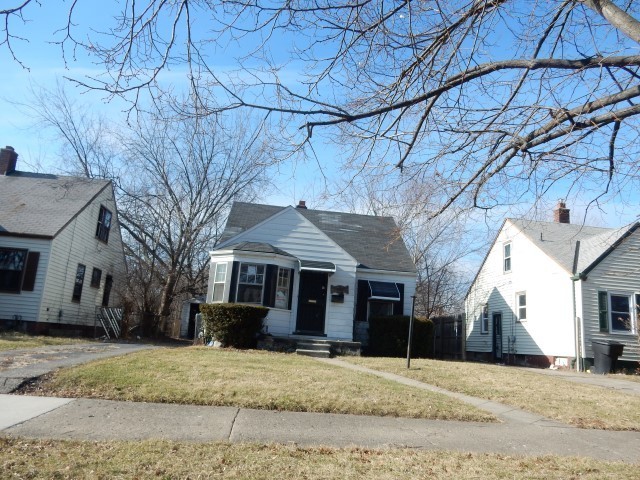 Detroit House: 12141 Wayburn