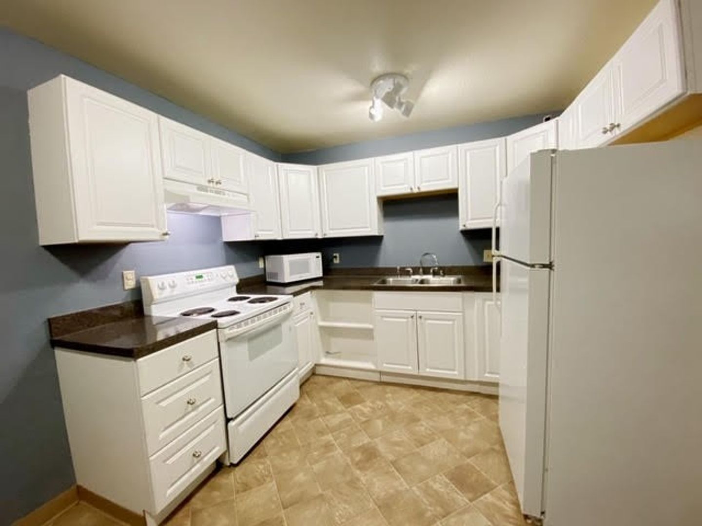 Anchorage Apartment: 330 South Flower Street