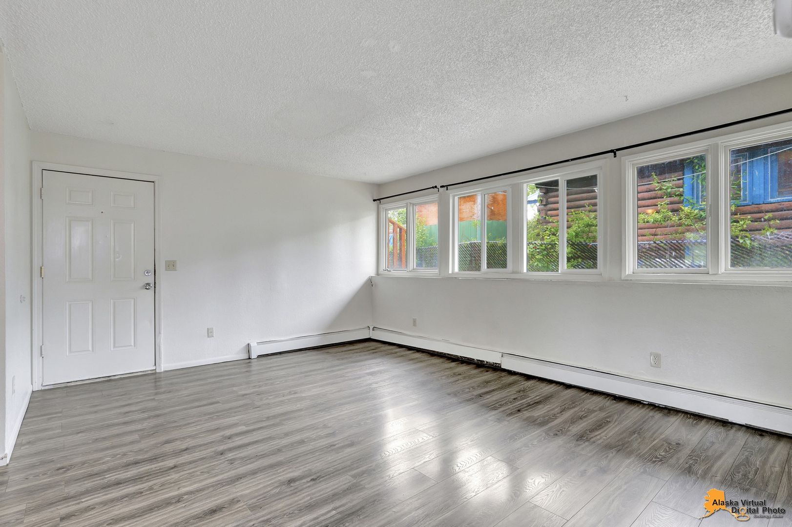 Anchorage Apartment: 325 N Hoyt Street