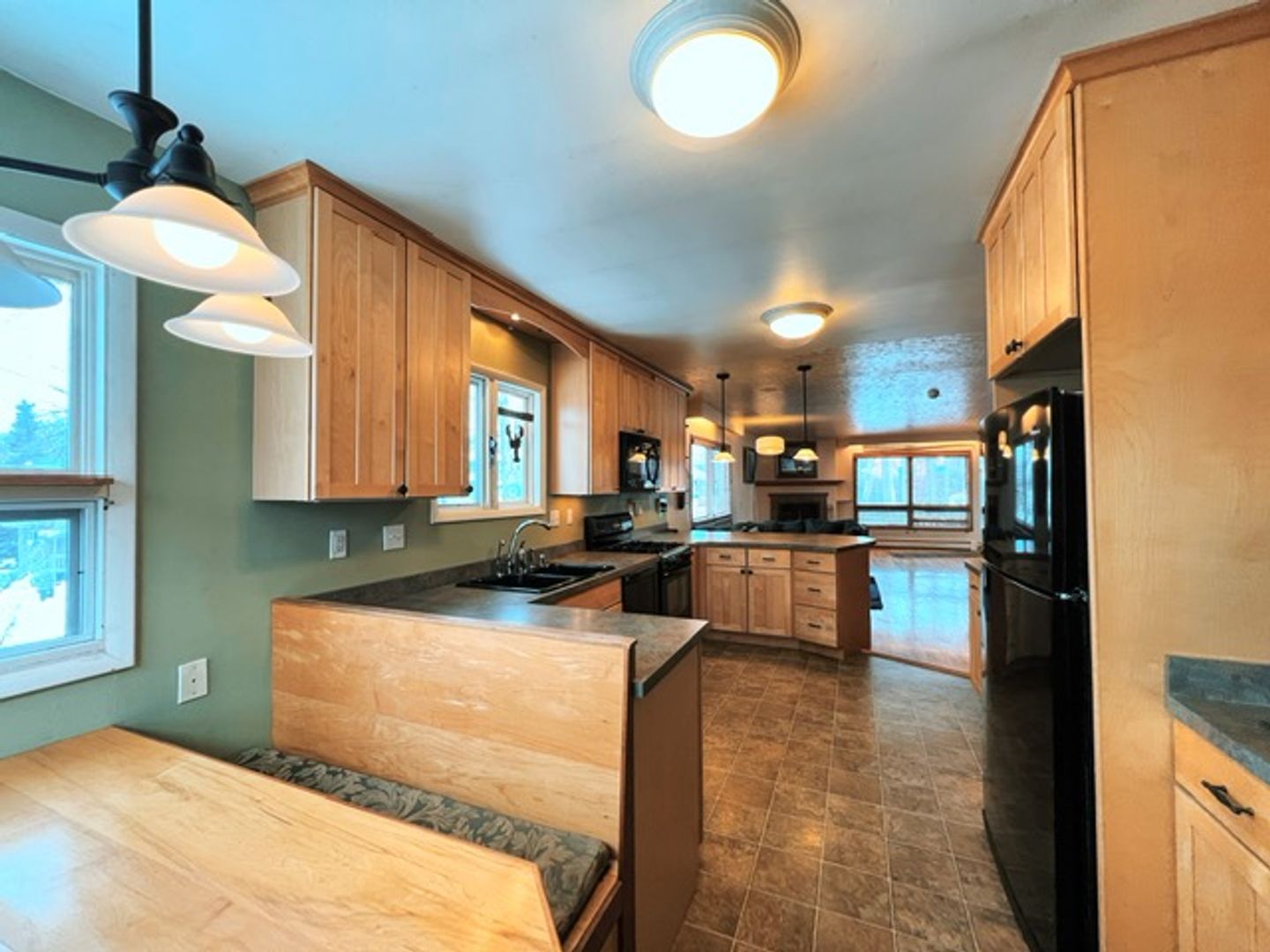 Spacious Midtown Two Bedroom with Utilities Included 