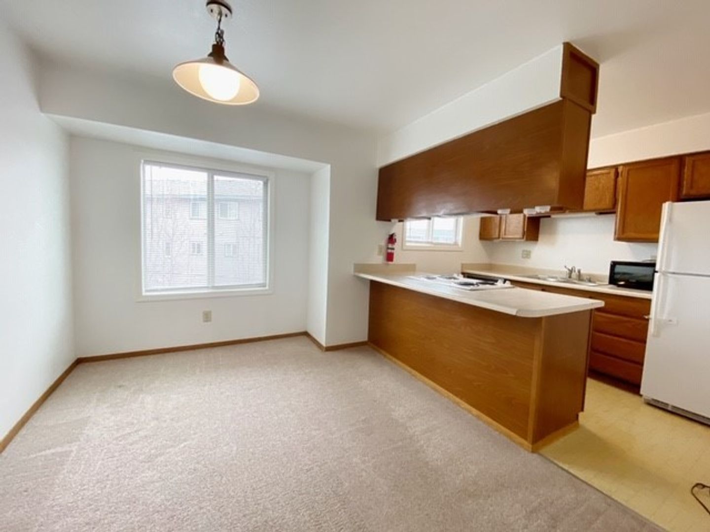 Eagle River Apartment: 11528 Heritage Court