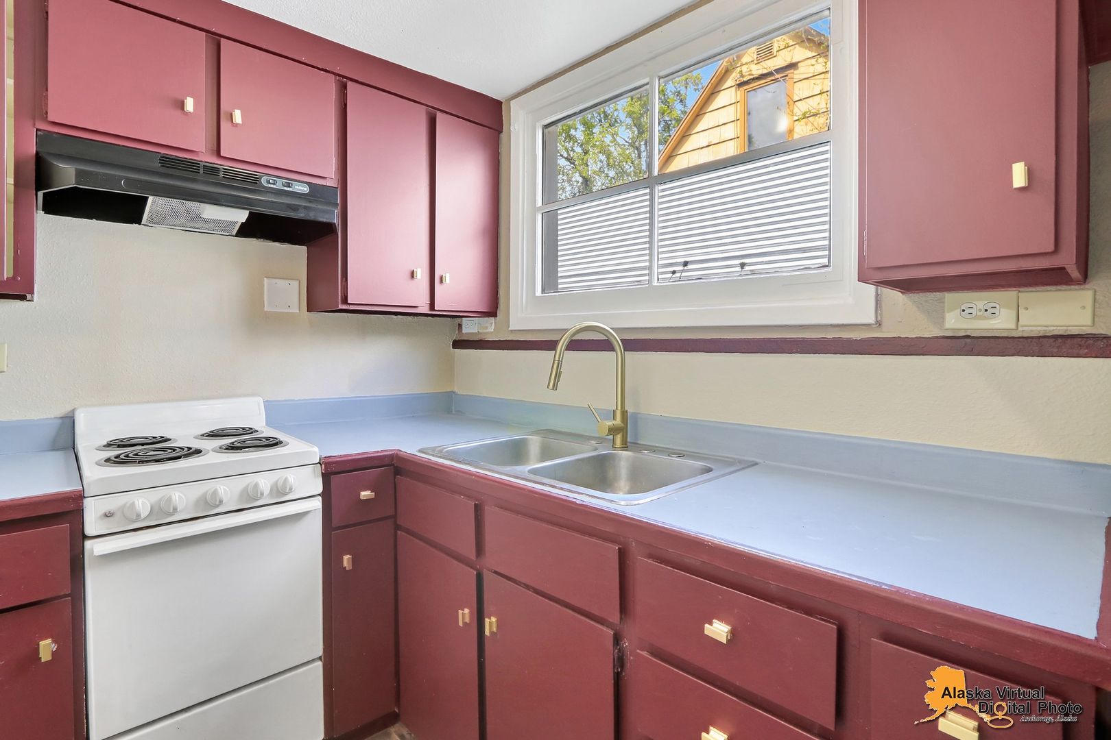 Anchorage Apartment: 1335 Hyder Street