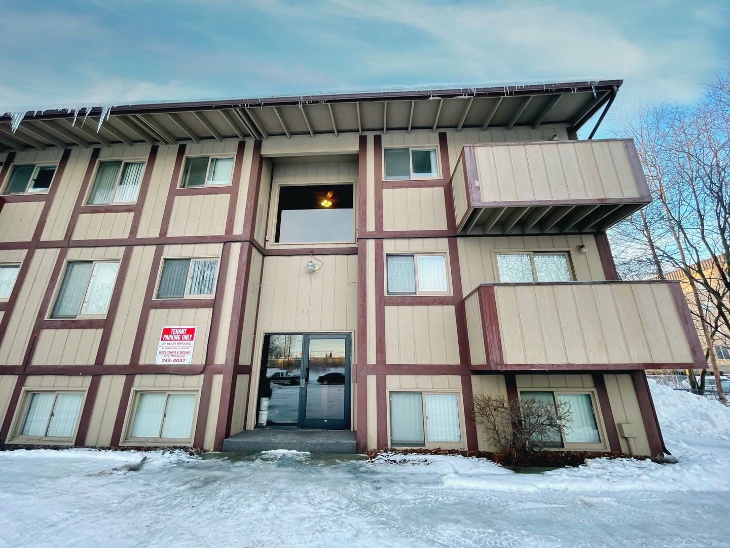 Anchorage Apartment: 926 W 26th Avenue