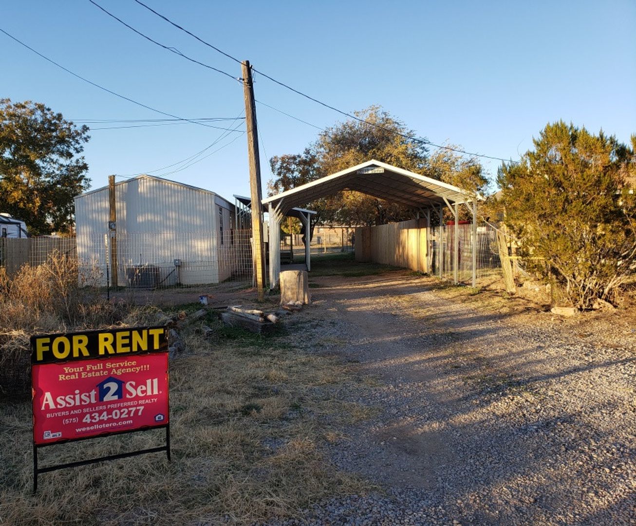 Beautifully Remodeled 2 Bdrm/2Ba Home with Water/Sewer/Garbage Paid