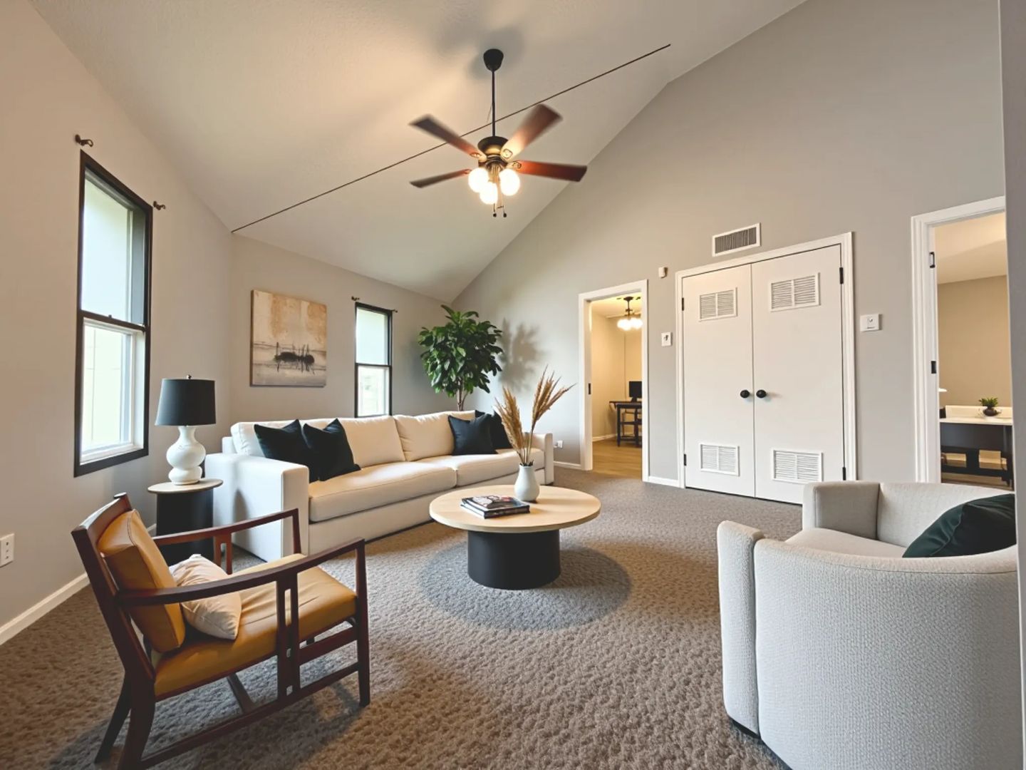 Searcy Apartment: 205 W Woodruff