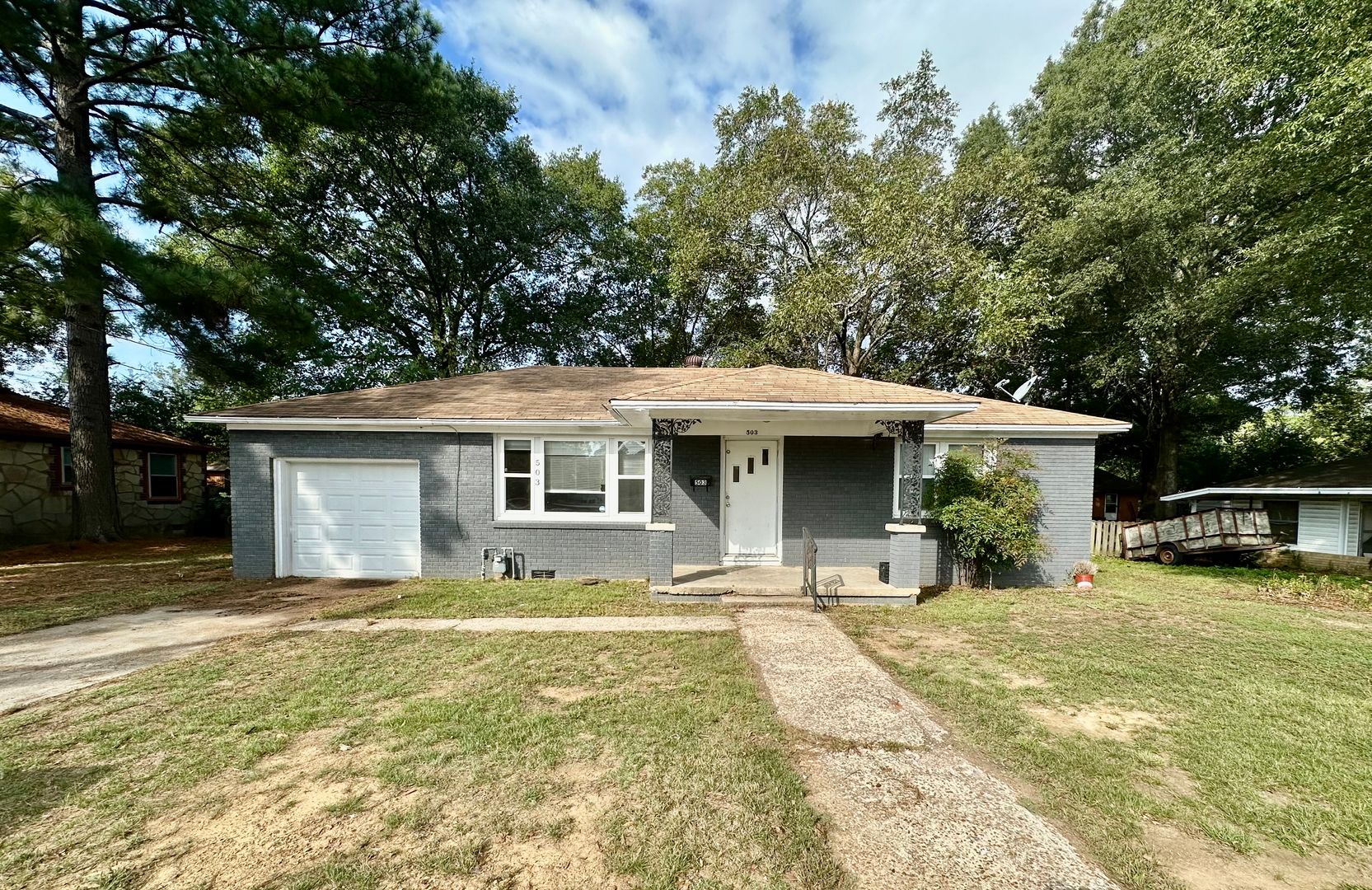 Searcy House: 503 N Van St