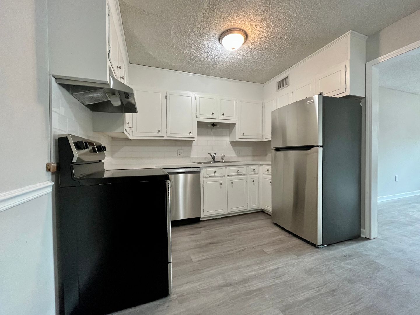 Searcy Apartment: 42 Stoneybrook Lane