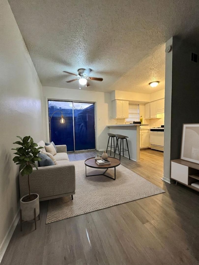 Little Rock Apartment: 220 North Fillmore Street Unit 12