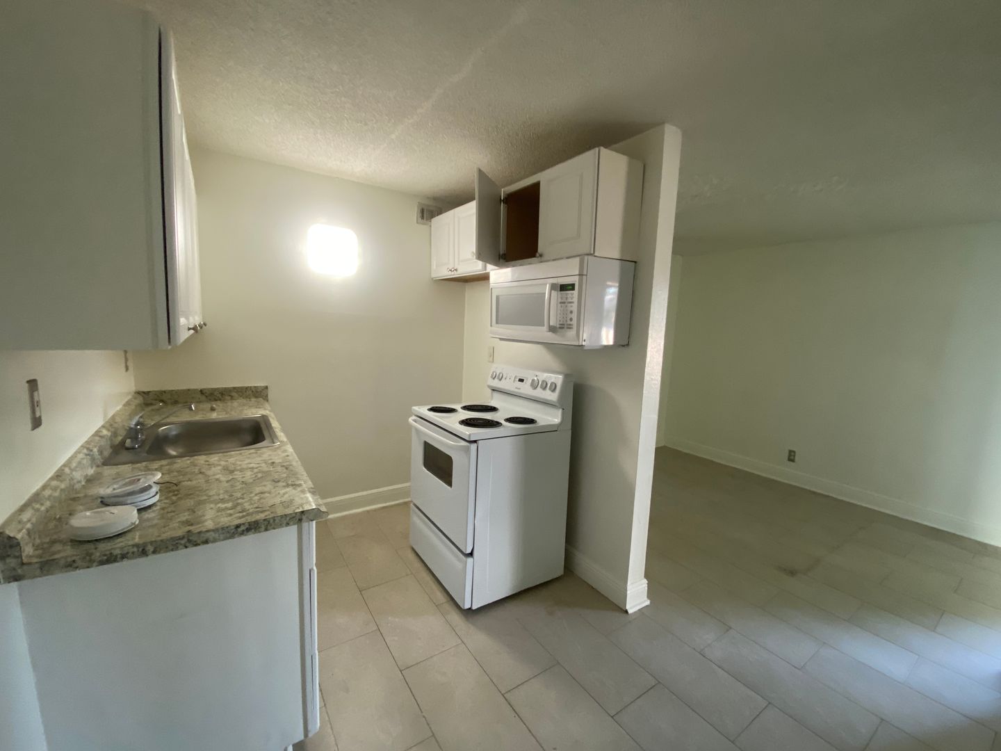 Fort Lauderdale Apartment: 1151 NE 16th Ct