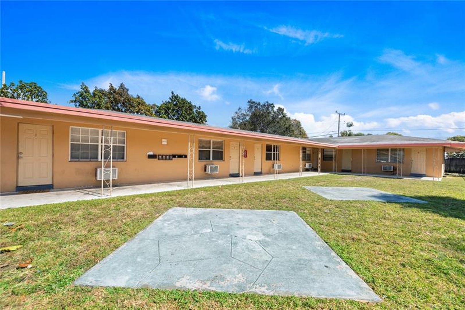 Fort Lauderdale Apartment: 1014 NW 5th Ave
