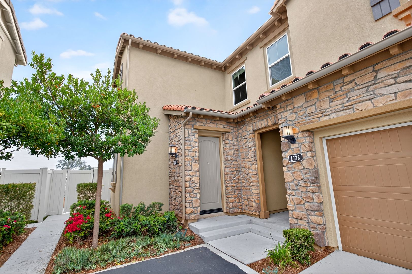 Carlsbad House: 1735 Artemisia Ct