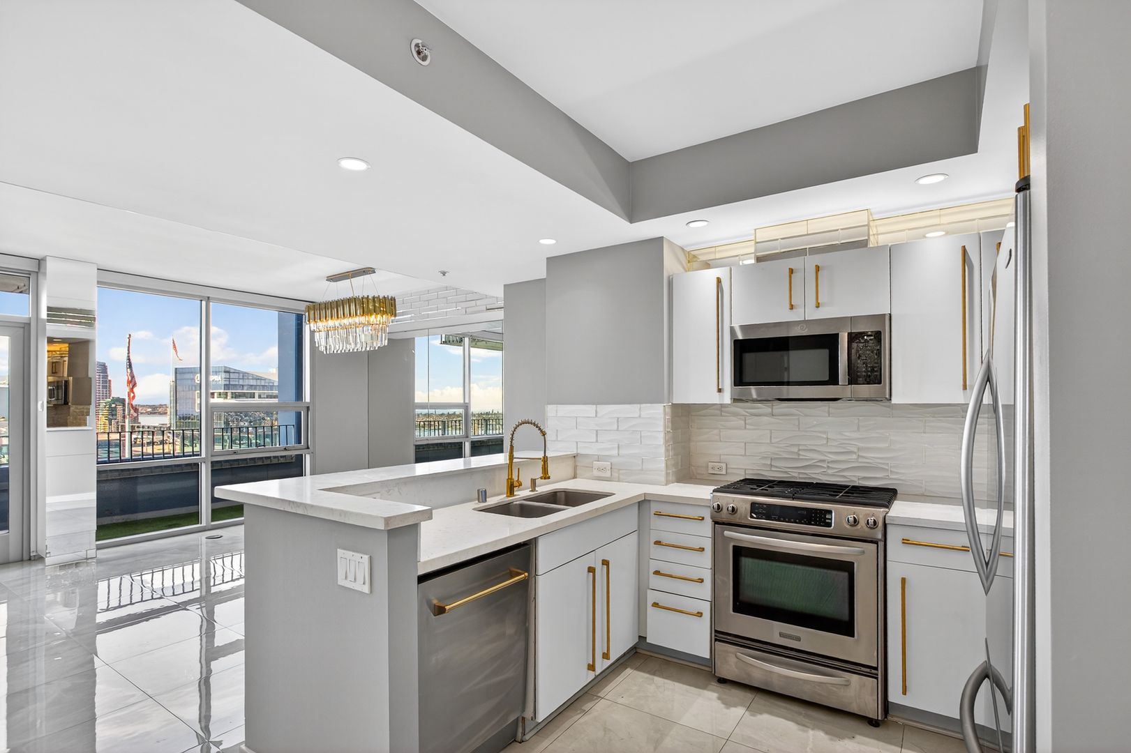 San Diego Condo: 321 10th Ave UNIT 2204