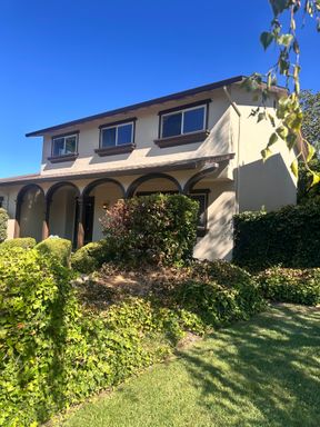Spacious 4 Bed/ 2.5 bath Home in Prime Pleasanton Neighborhood – Walk to Schools & Parks! New paint & carpet – photo 1