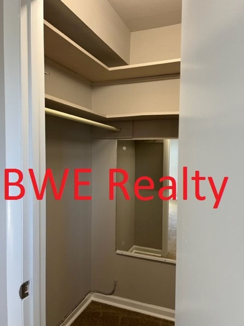 Franklin Condo: 1100 W. Main Street #A10