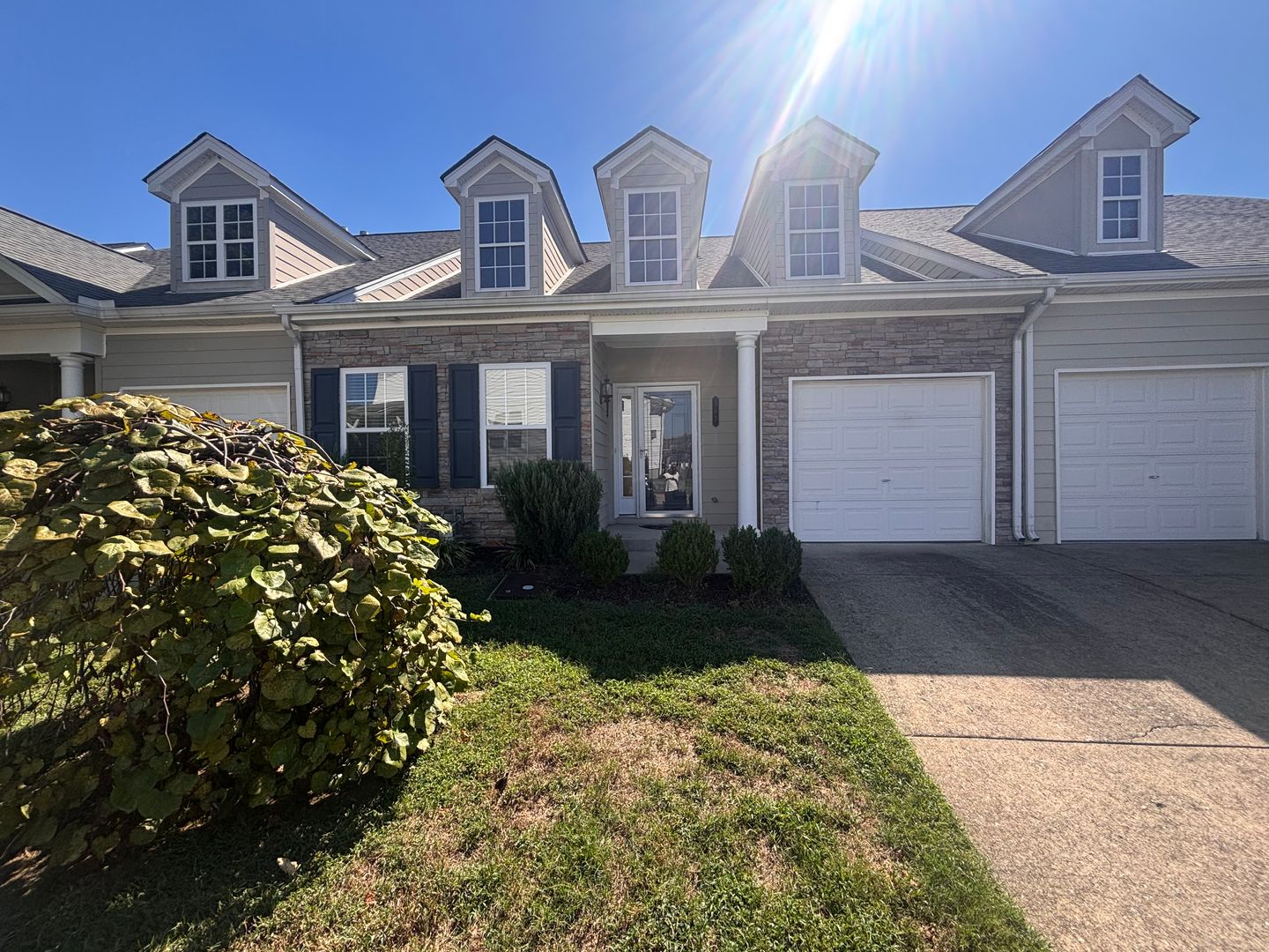 Madison Condo: 307 Harbor Village Drive