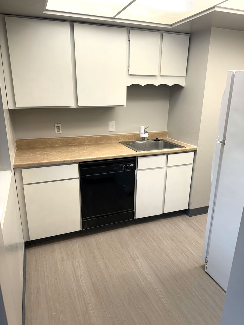 Spokane Apartment: 1107 S Madison