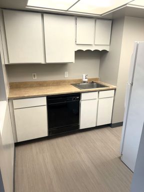 One Month Free Rent! Tour Today-Lease Today – photo 1