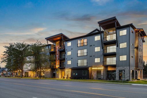 Spacious Studio at The Mill Apartments!