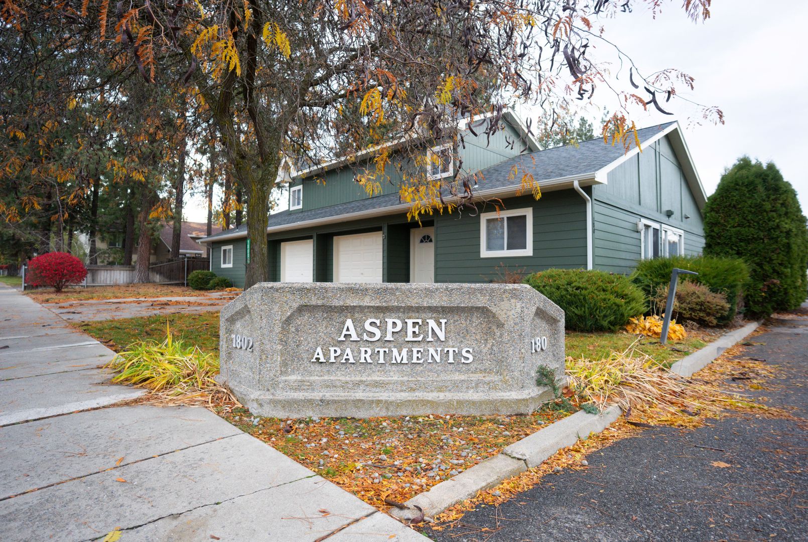 Post Falls Apartment: 1800 Spokane St