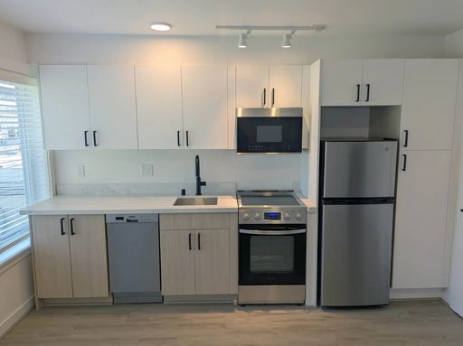 Fully Furnished Unit – photo 1