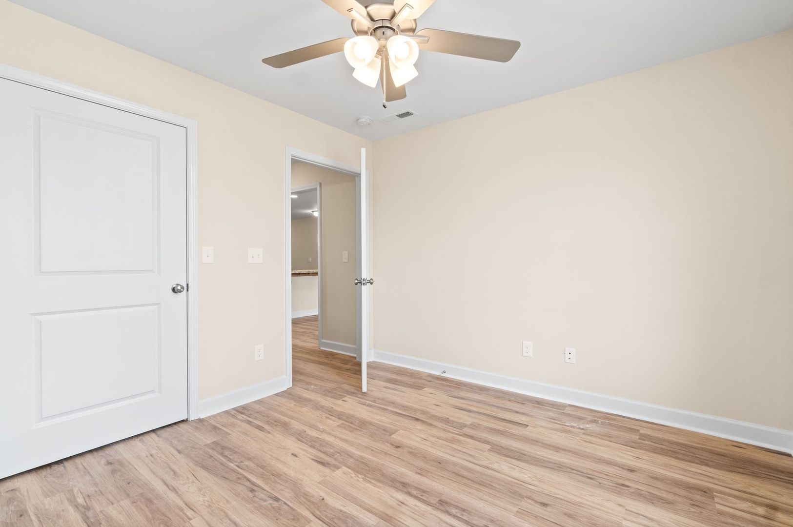 Russellville Rd - 9550 17 of 23
