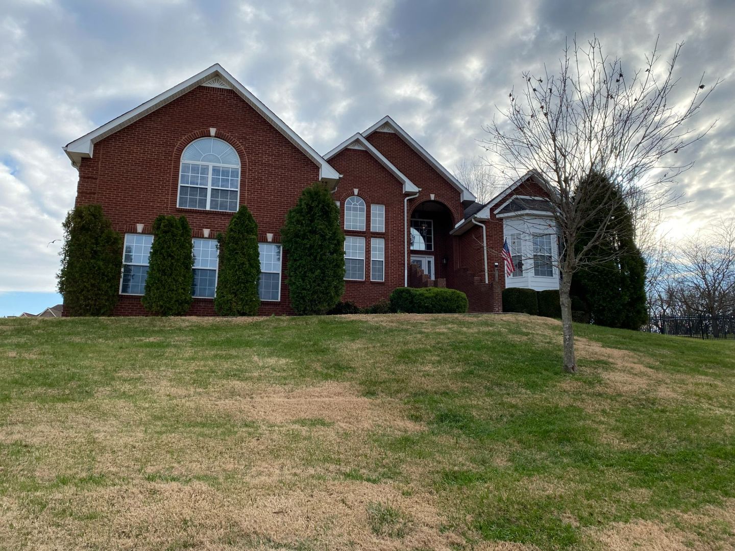 Clarksville House: 426 Treemont Drive