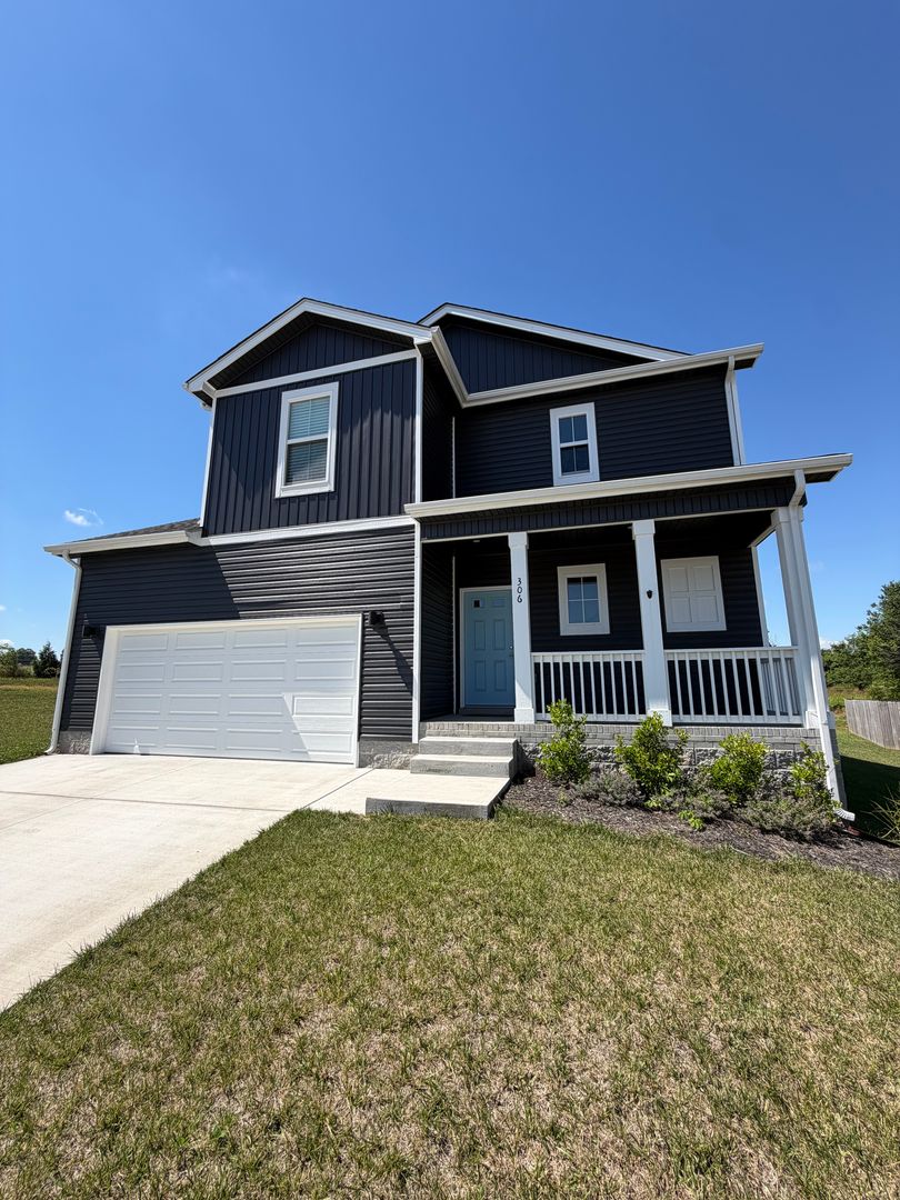 Clarksville House: 306 Mable Viola Ct.