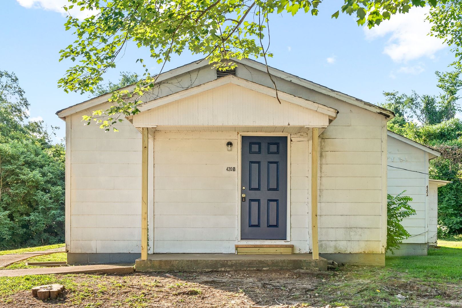 Clarksville Apartment: 420 Lafayette Road