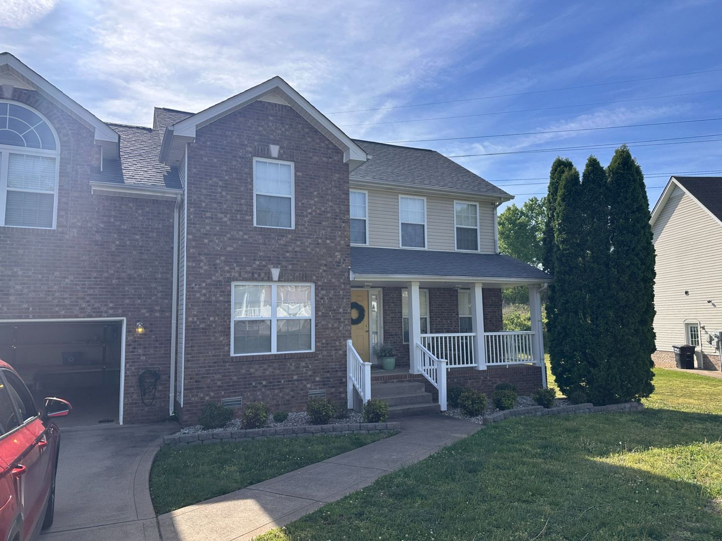 Clarksville House: 843 Nandina Court
