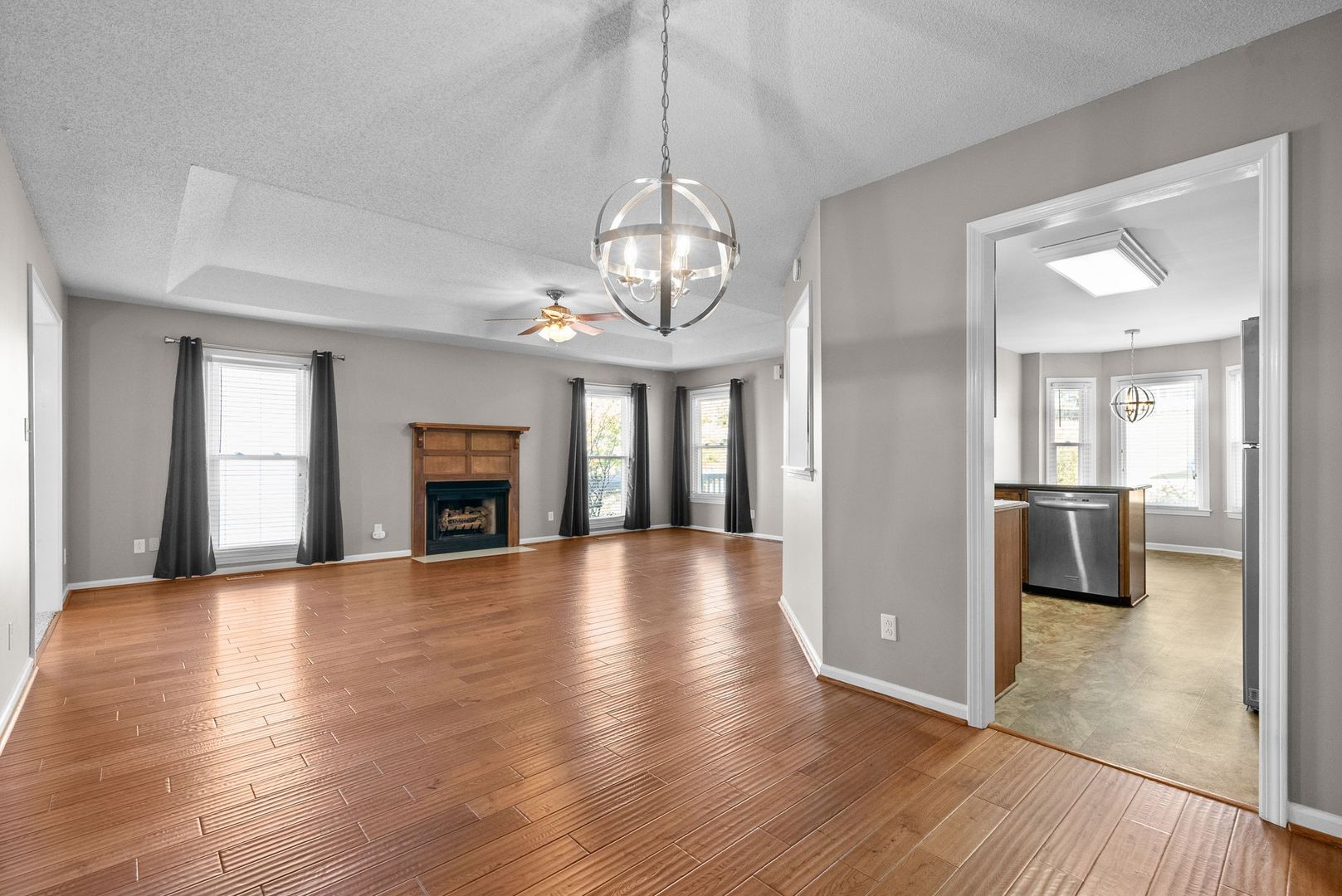 Clarksville House: 714 West Creek Drive