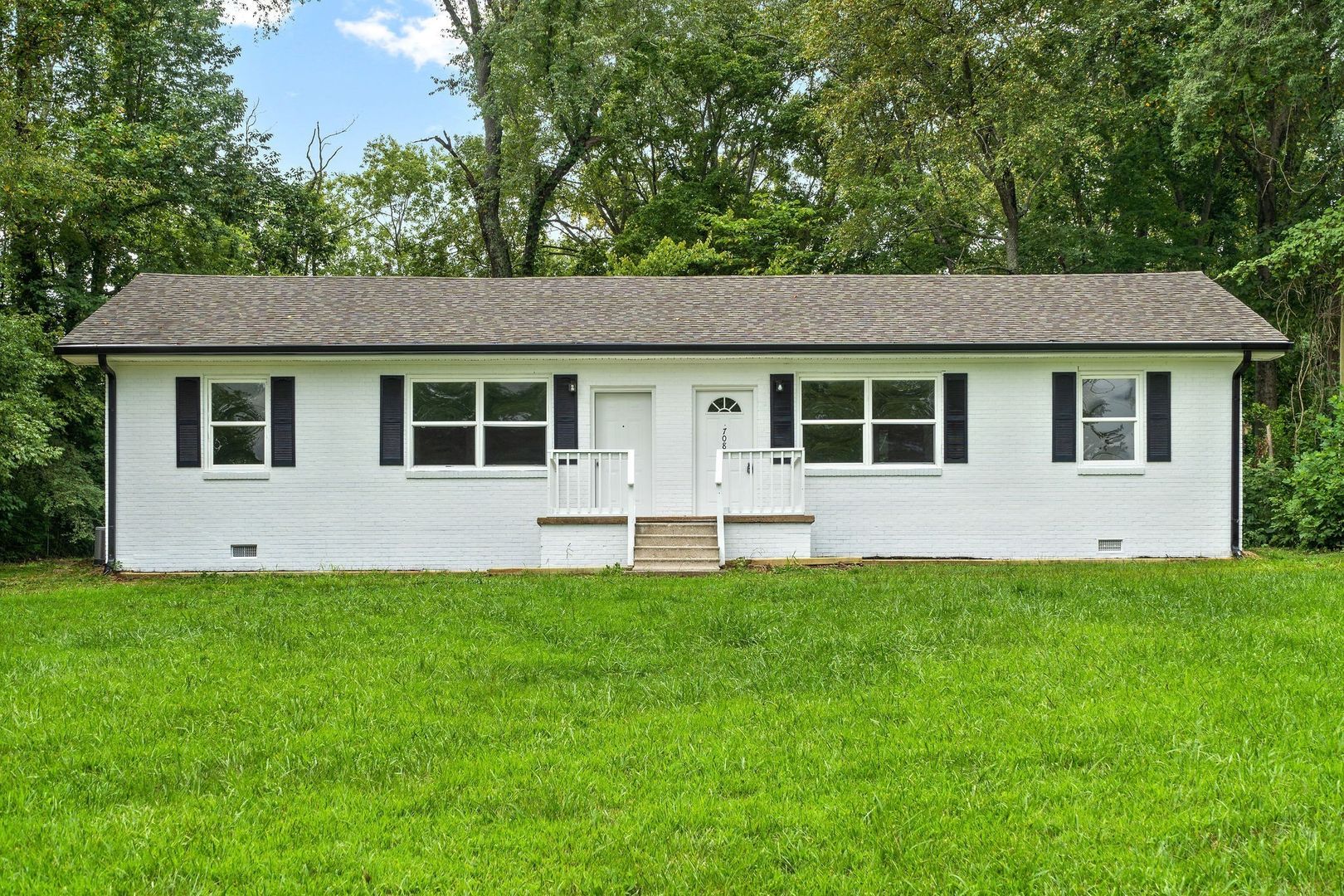Clarksville Apartment: 706 Britton Springs Road