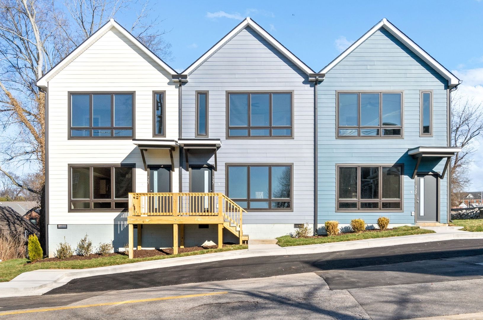 Clarksville Apartment: 527 North First Street